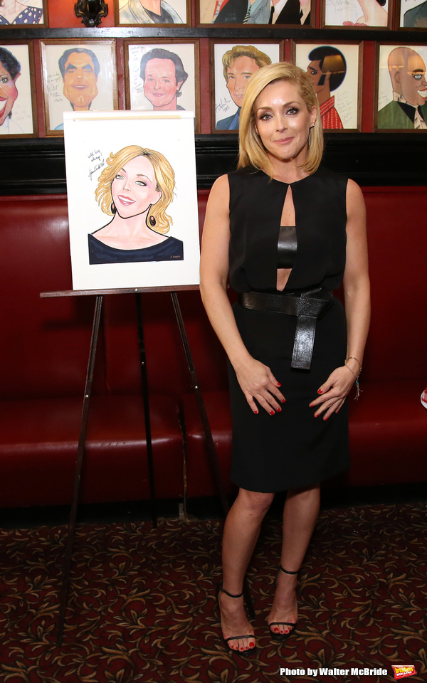 Photo Coverage: Tony Nominee Jane Krakowski Unveils Her New Portrait at Sardi's! Image