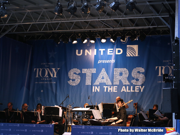 Photo Coverage: Broadway Shines Bright at STARS IN THE ALLEY! Image