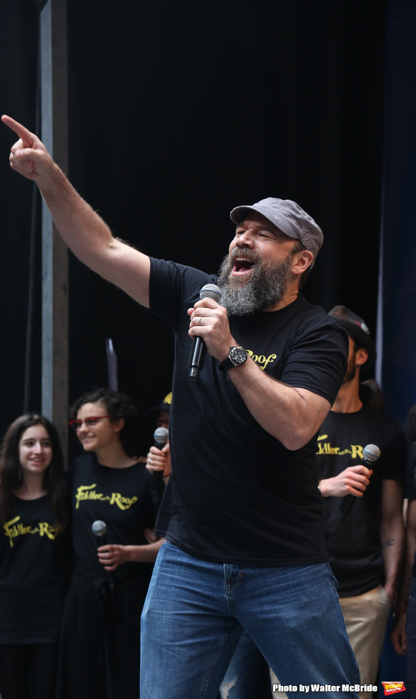 Photo Coverage: Broadway Shines Bright at STARS IN THE ALLEY! Image