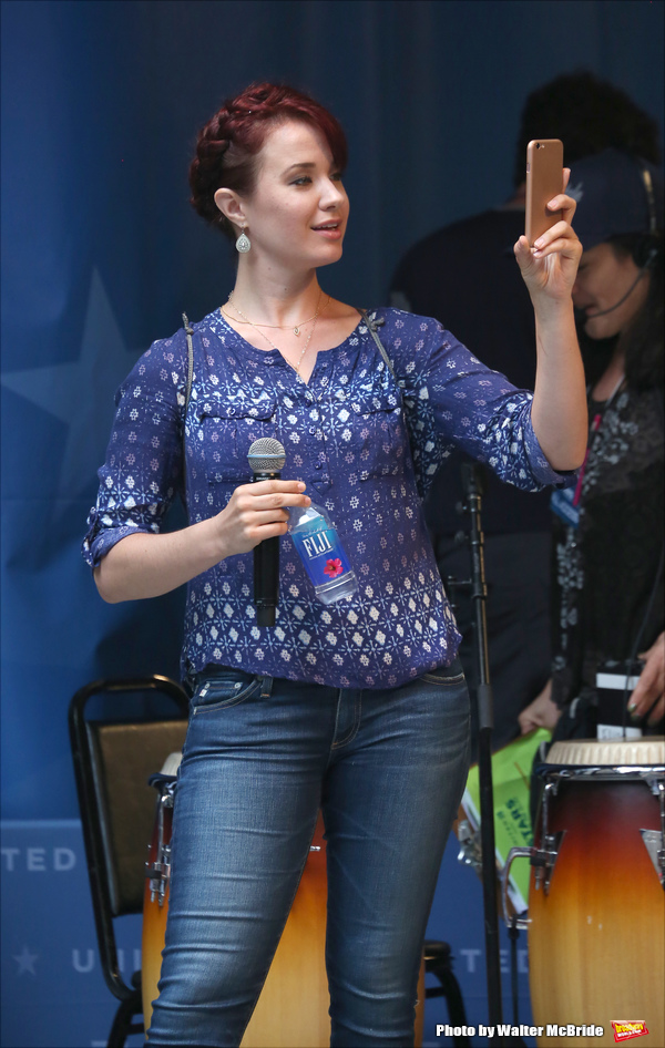 Photo Coverage: Broadway Shines Bright at STARS IN THE ALLEY! Image