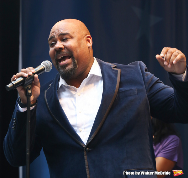Photo Coverage: Broadway Shines Bright at STARS IN THE ALLEY! Image