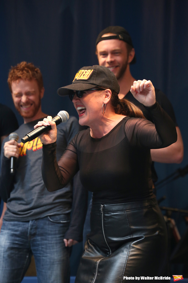 Photo Coverage: Broadway Shines Bright at STARS IN THE ALLEY! Image