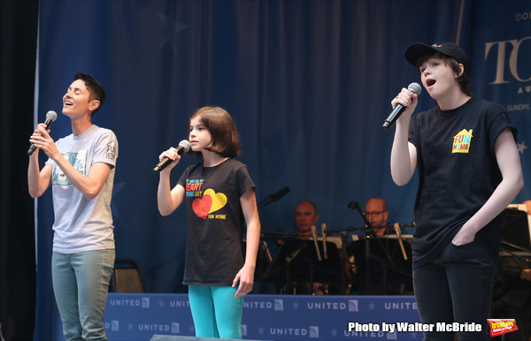 Photo Coverage: Broadway Shines Bright at STARS IN THE ALLEY! Image
