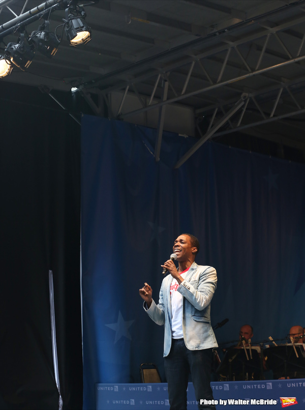 Photo Coverage: Broadway Shines Bright at STARS IN THE ALLEY! Image