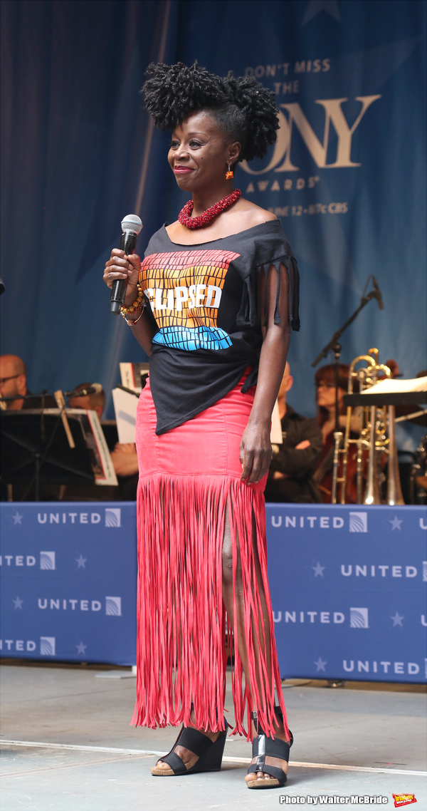 Photo Coverage: Broadway Shines Bright at STARS IN THE ALLEY! Image