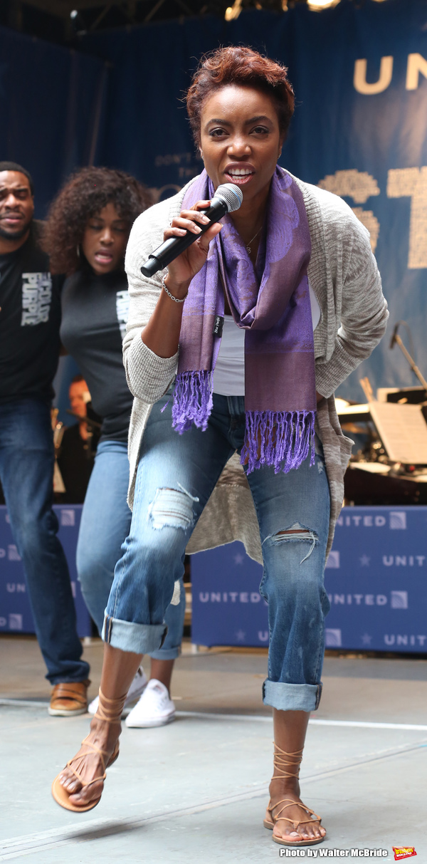 Photo Coverage: Broadway Shines Bright at STARS IN THE ALLEY! Image