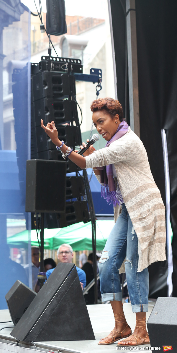 Photo Coverage: Broadway Shines Bright at STARS IN THE ALLEY! Image