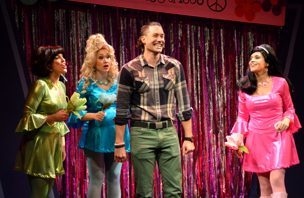 Photo Flash: THE MARVELOUS WONDERETTES Welcomes Diana DeGarmo to Cast! Image