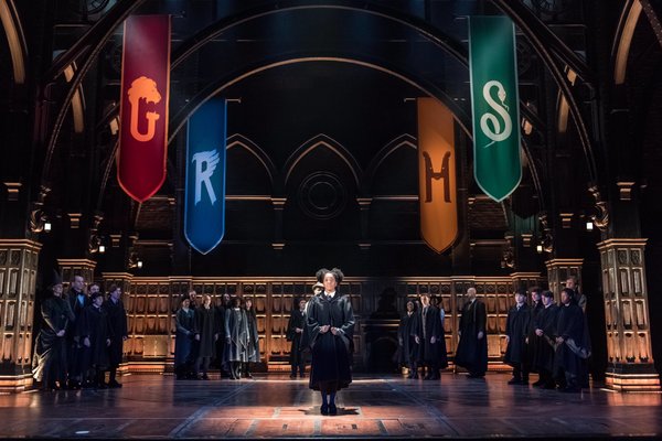 Photo Flash: Welcome to Hogwarts! First Look at Legendary School of Witchcraft & Wizardry in HARRY POTTER AND THE CURSED CHILD Image