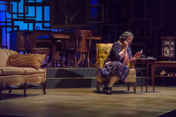 Photo Flash: First Look at Raleigh Little Theatre's THE GLASS MENAGERIE Image