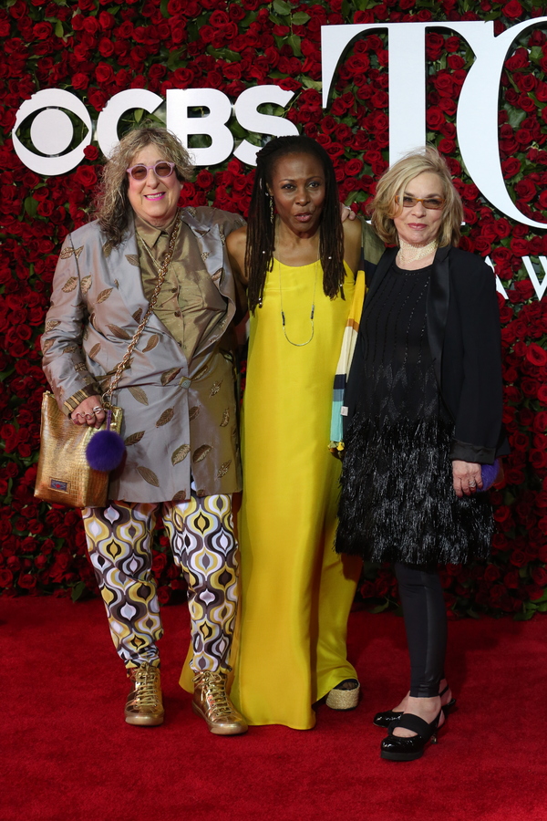 Photo Coverage: 2016 Tony Awards Red Carpet Arrivals - Part 1 Image