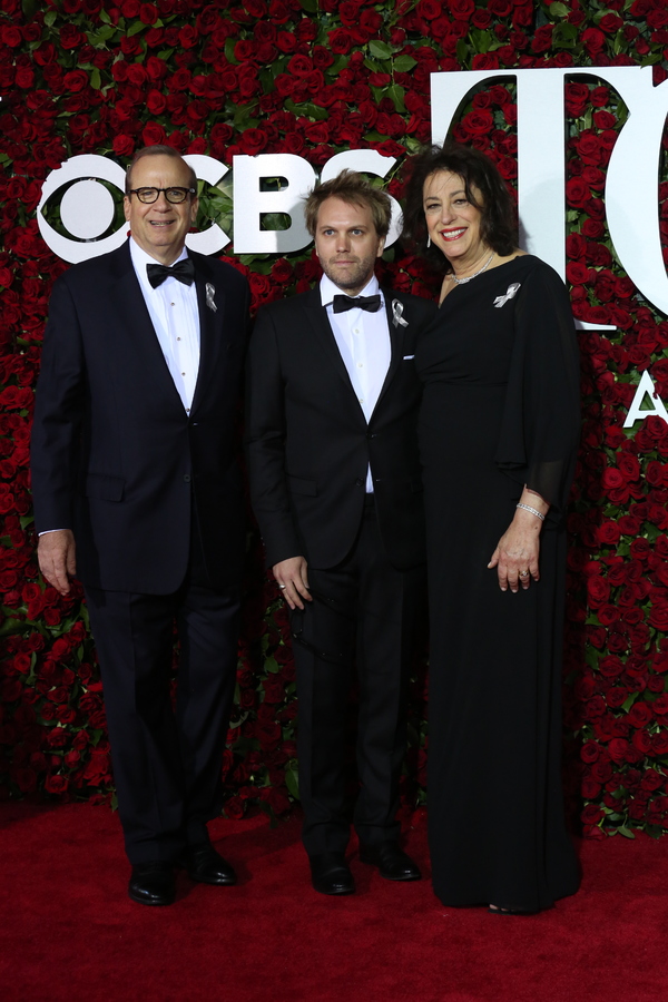 Photo Coverage: 2016 Tony Awards Red Carpet Arrivals - Part 3 Image