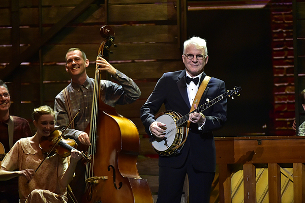 Steve Martin, Edie Brickell, and the cast of Bright Star Photo