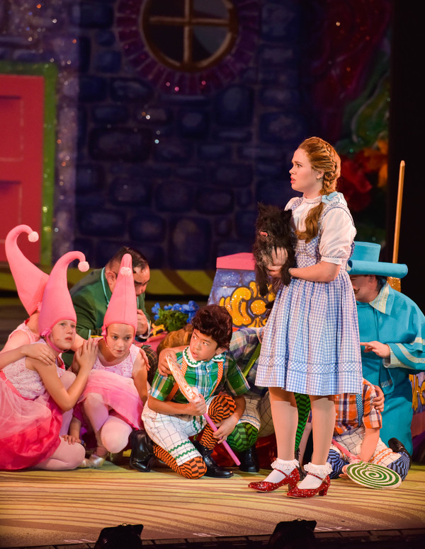 Photo Flash: THE WIZARD OF OZ Lands at The Muny; First Look at Danielle Bowen, Kevin Cahoon & More Onstage! Image