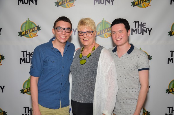 Photo Flash: Cast of THE WIZARD OF OZ Celebrates Opening Night at The Muny!  Image