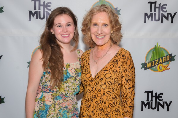 Photo Flash: Cast of THE WIZARD OF OZ Celebrates Opening Night at The Muny!  Image