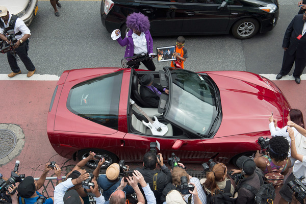 Photo Flash: Apollo Theater Hosts Spring Gala, Featuring LL Cool J, Prince Tribute & More Image