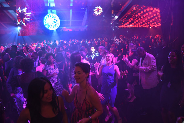 Photo Flash: Apollo Theater Hosts Spring Gala, Featuring LL Cool J, Prince Tribute & More 