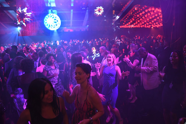 Photo Flash: Apollo Theater Hosts Spring Gala, Featuring LL Cool J, Prince Tribute & More Image