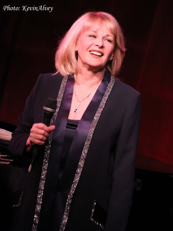 Photo Flash: Ilene Graff Brings IT'S BETTER WITH A BAND to Birdland Image