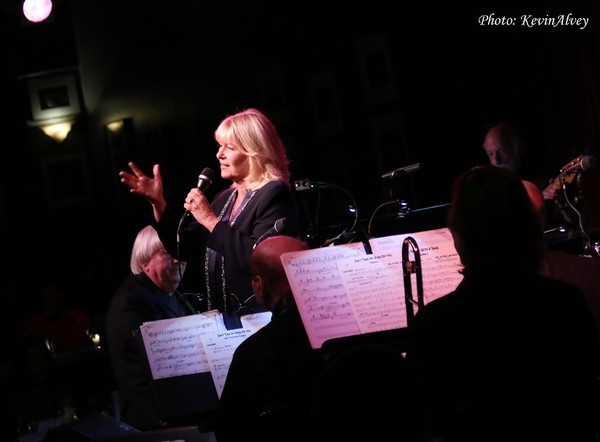 Photo Flash: Ilene Graff Brings IT'S BETTER WITH A BAND to Birdland 