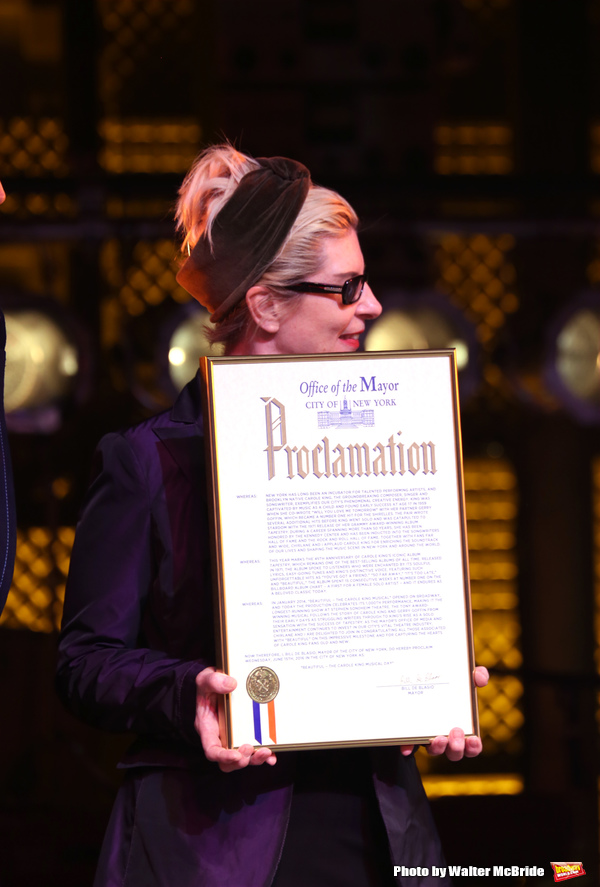 Photo Coverage: Carole King Helps BEAUTIFUL Celebrate 1000 Performances on Broadway!  Image