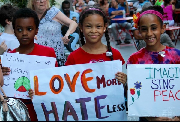 Photo Flash: Broadway Youth Perform 'Imagine' for Peace in Orlando 