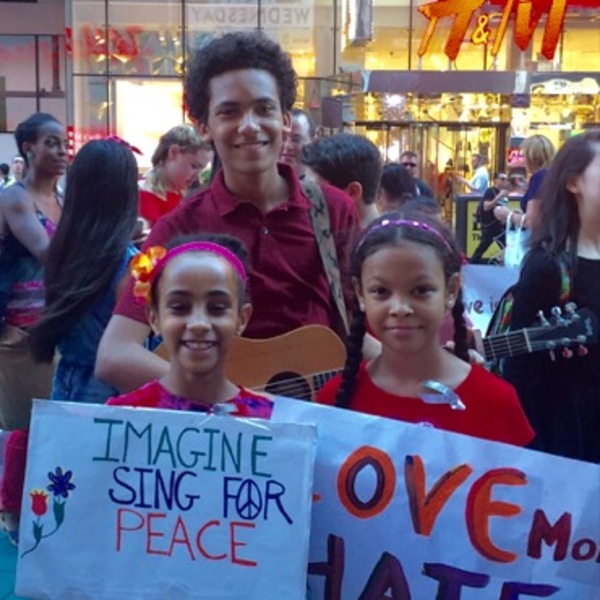 Photo Flash: Broadway Youth Perform 'Imagine' for Peace in Orlando Image