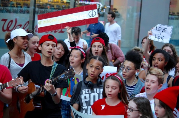 Photo Flash: Broadway Youth Perform 'Imagine' for Peace in Orlando Image