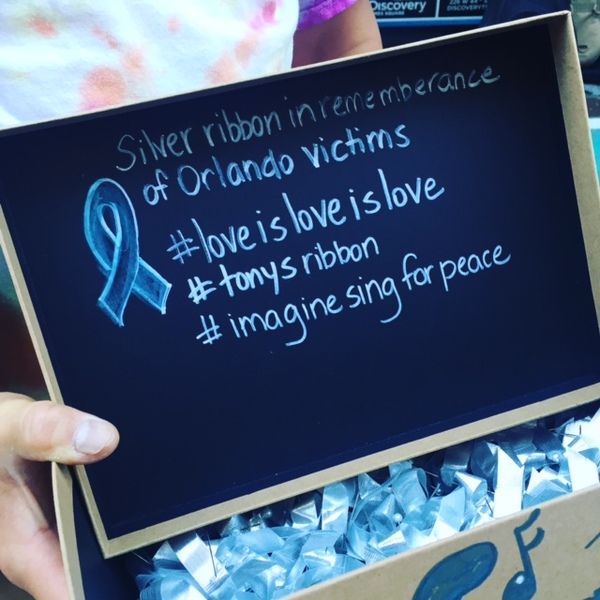 Photo Flash: Broadway Youth Perform 'Imagine' for Peace in Orlando Image