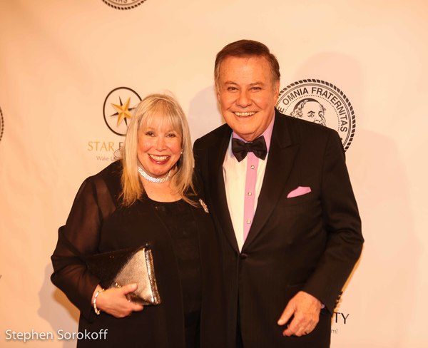Photo Coverage: Tony Bennett Receives Friars Club Entertainment Icon Award Image