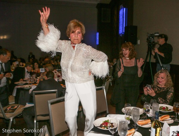 Photo Coverage: Tony Bennett Receives Friars Club Entertainment Icon Award Image