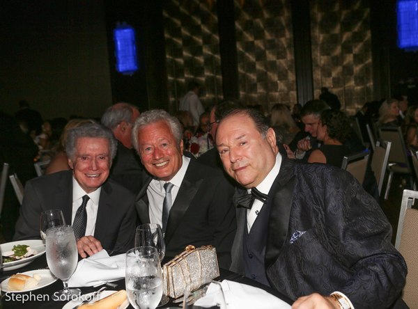 Photo Coverage: Tony Bennett Receives Friars Club Entertainment Icon Award Image