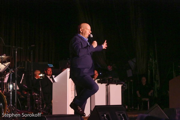 Photo Coverage: Tony Bennett Receives Friars Club Entertainment Icon Award Image