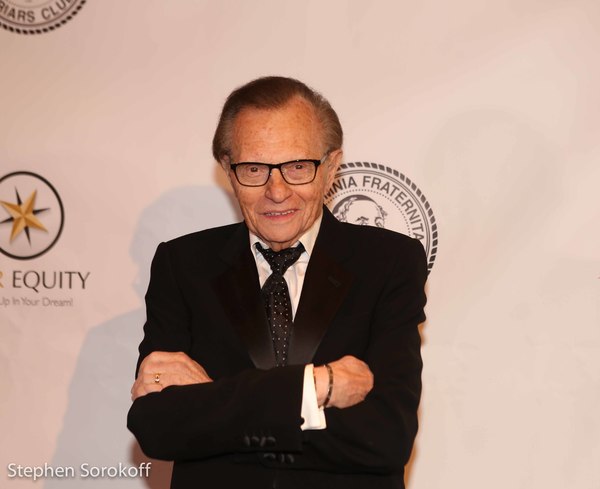 Photo Coverage: Tony Bennett Receives Friars Club Entertainment Icon Award Image