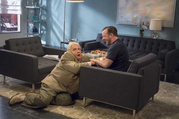 Photo Flash: Ana Gasteyer, Ricky Gervais, Kevin Kline & More Guest on MAYA & MARTY Image