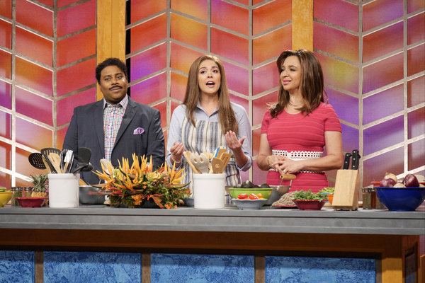 Photo Flash: Ana Gasteyer, Ricky Gervais, Kevin Kline & More Guest on MAYA & MARTY Image