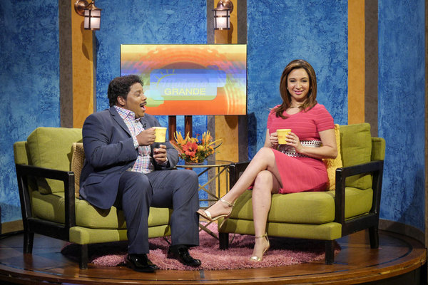 Photo Flash: Ana Gasteyer, Ricky Gervais, Kevin Kline & More Guest on MAYA & MARTY Image