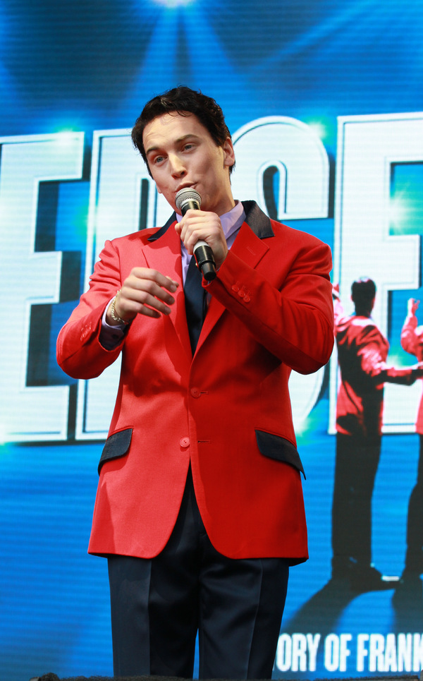 Photo Flash: Cast of JERSEY BOYS, Beverley Knight, Ramin Karimloo & More Rock West End Live Image