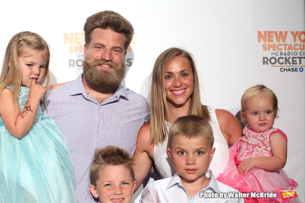 Photo Coverage: On the Red Carpet for NEW YORK SPECTACULAR with the Rockettes (Part Two) Image