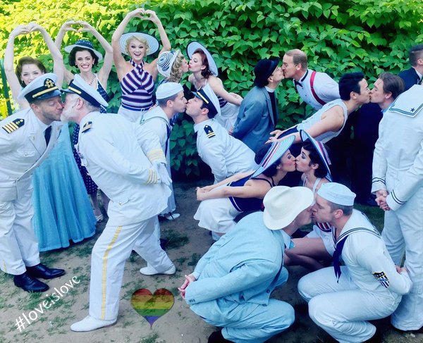 Photo Flash: MATILDA, CHICAGO, and More Casts Take Saturday Intermission Pics! Image