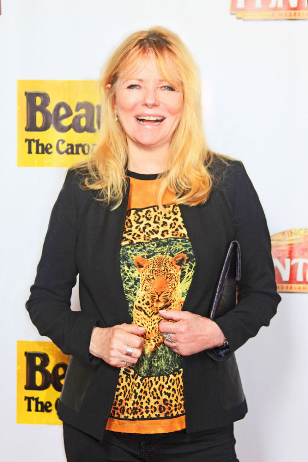 Photo Flash: Red Carpet Arrivals at BEAUTIFUL: THE CAROLE KING MUSICAL in Los Angeles  Image
