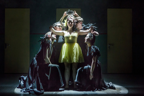 Photo Flash: First Look at THE TEMPEST at Royal & Derngate Image