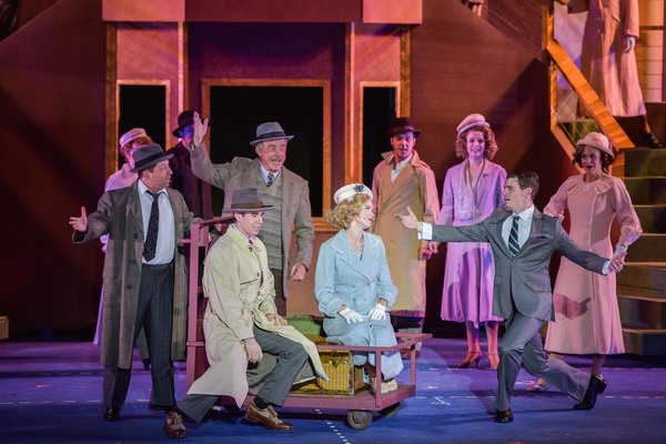 Photo Flash: First Look at Shuler Hensley, Emily Skinner, Jay Armstrong Johnson and More in 42ND STREET at The Muny Image
