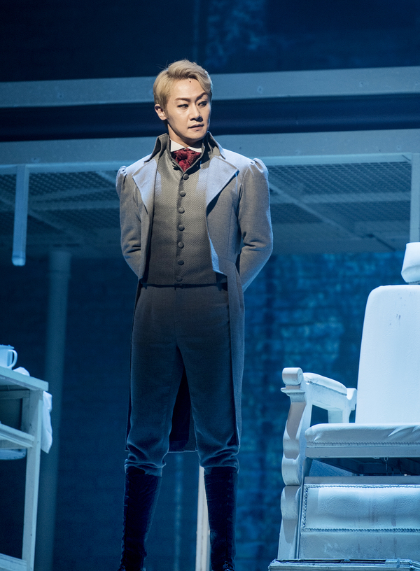 Photo Flash: Signature Theatre Artistic Director Eric Schaeffer Directs SWEENEY TODD in South Korea - First Look!  Image