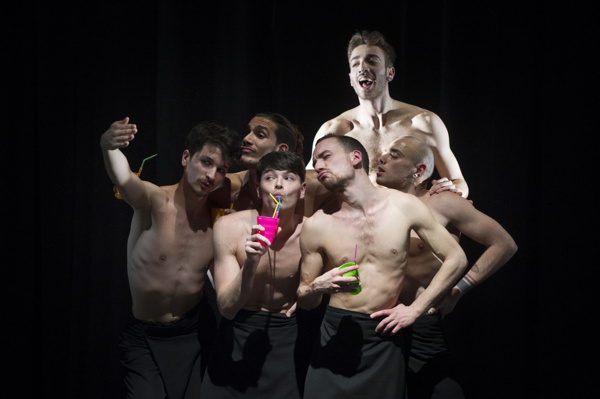 Photo Flash: Compagnia KÖRPER at Fresh Fruit Festival  Image