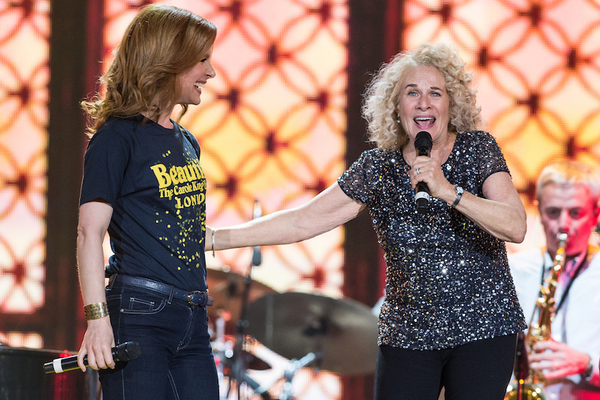 Photo Flash: BEAUTIFUL Cast Join Carole King On Stage at British Summer Time Festival Image