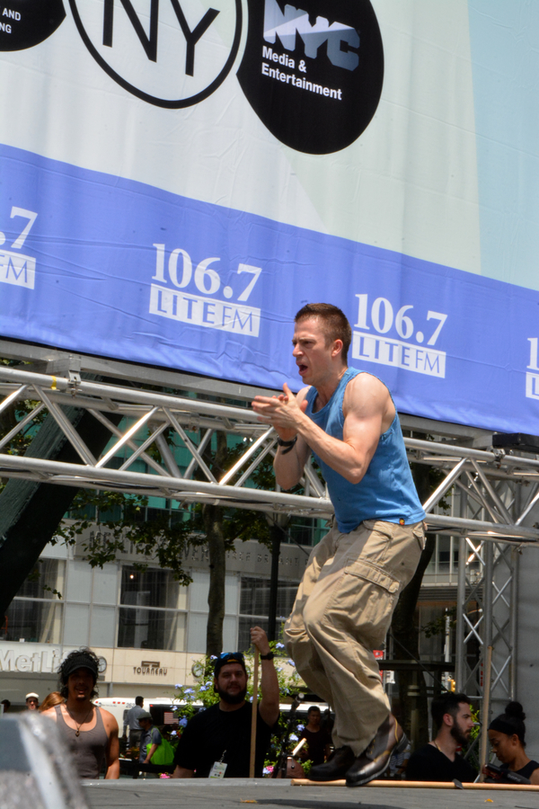 Photo Coverage: WICKED, THE COLOR PURPLE & More Kick Off Broadway In Bryant Park 2016! Image