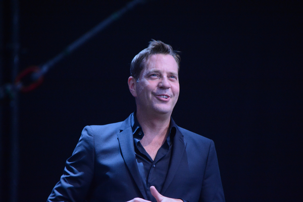 Photo Coverage: Megan Hilty and Matthew Morrison Join Forces with the New York Pops! Image