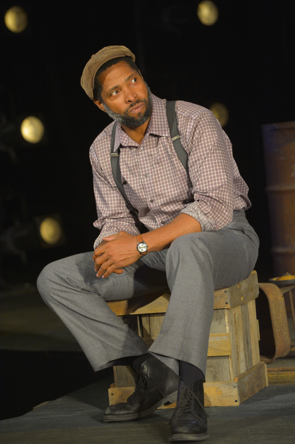 Photo Flash: First Look at Cal Shakes' FENCES Image